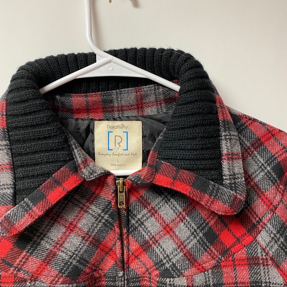 Relativity plaid plaid bomber jacket L - Picture 4 of 5